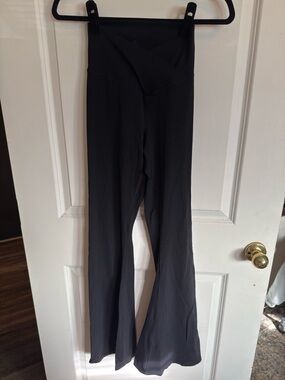 Black High-Waist Flare Leggings with Crossover Waistband
